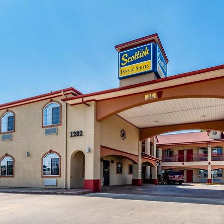 Scottish Inns & Suites Iah Airport-Beltway 8 Aldine Exteriör bild