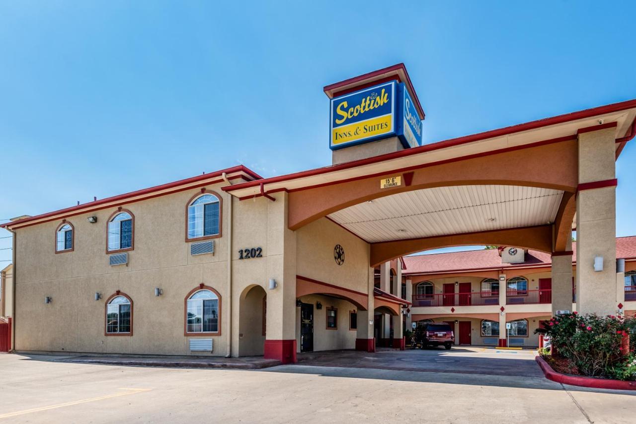 Scottish Inns & Suites Iah Airport-Beltway 8 Aldine Exteriör bild