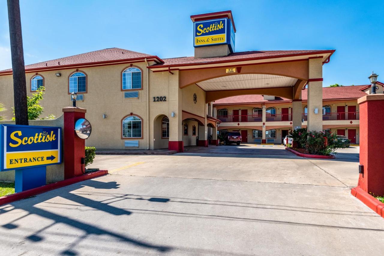 Scottish Inns & Suites Iah Airport-Beltway 8 Aldine Exteriör bild