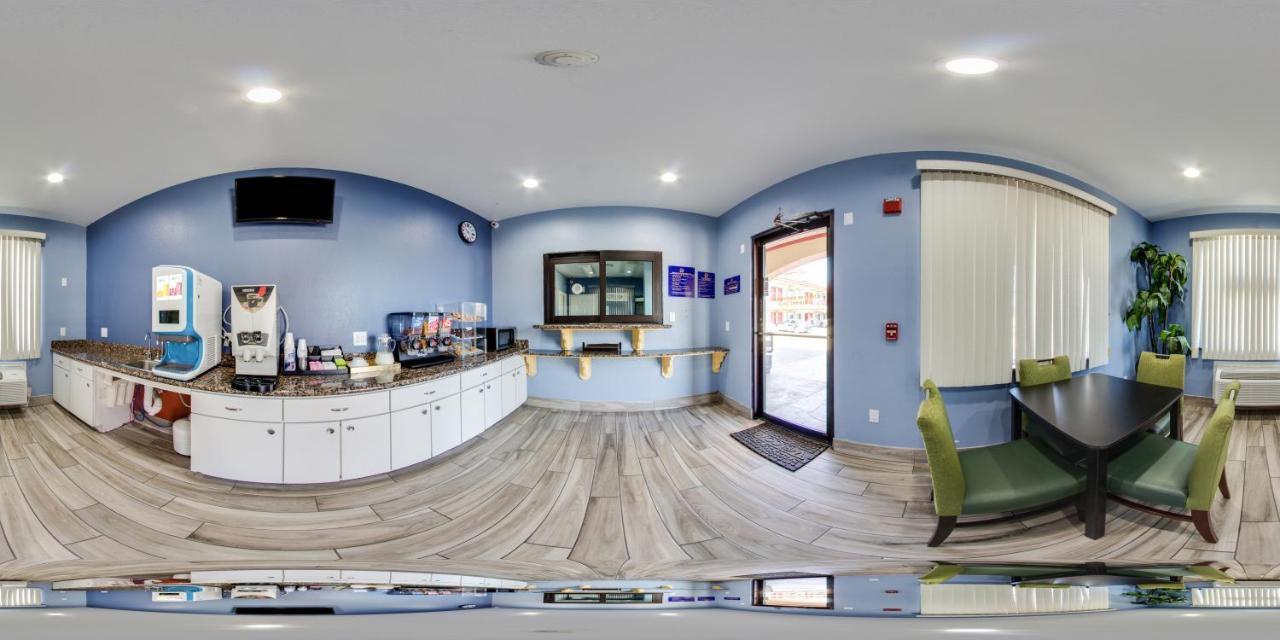 Scottish Inns & Suites Iah Airport-Beltway 8 Aldine Exteriör bild