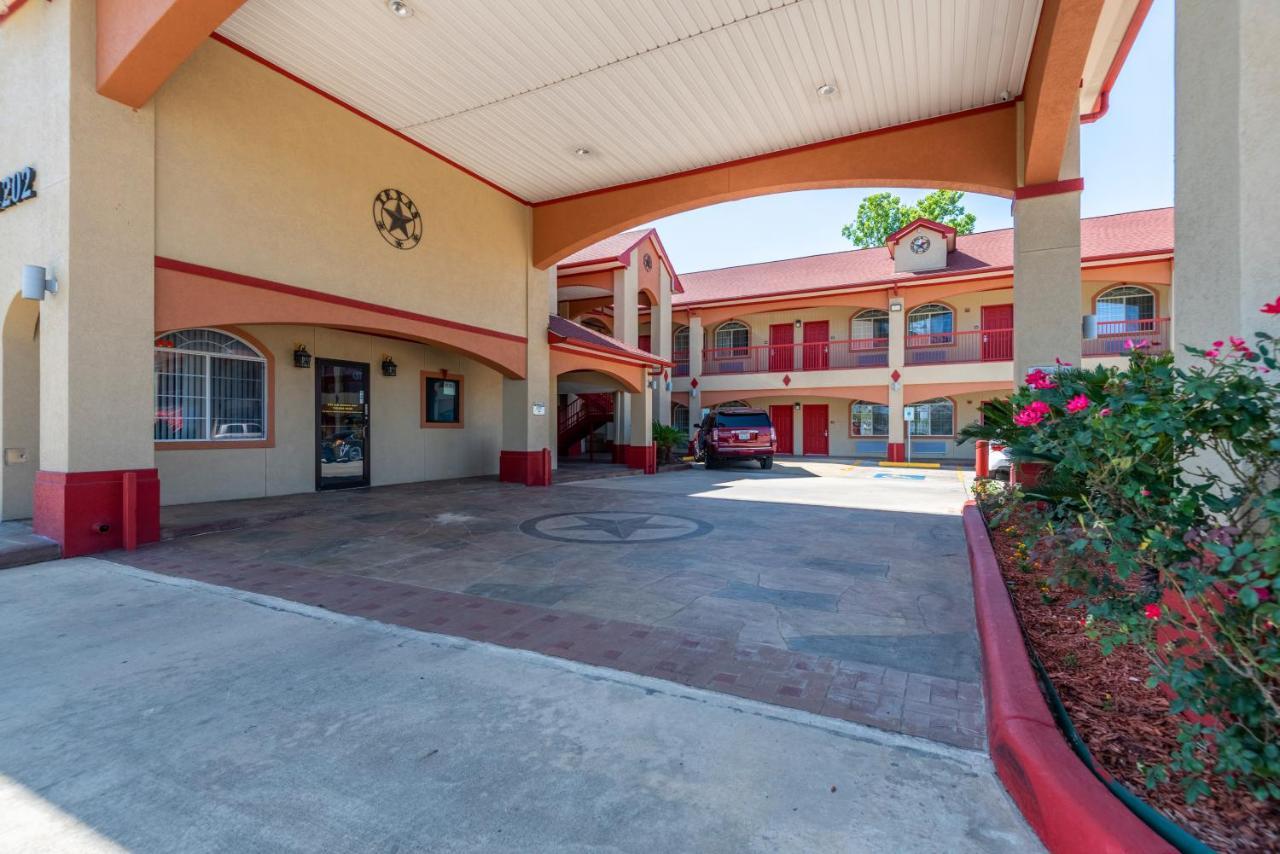 Scottish Inns & Suites Iah Airport-Beltway 8 Aldine Exteriör bild
